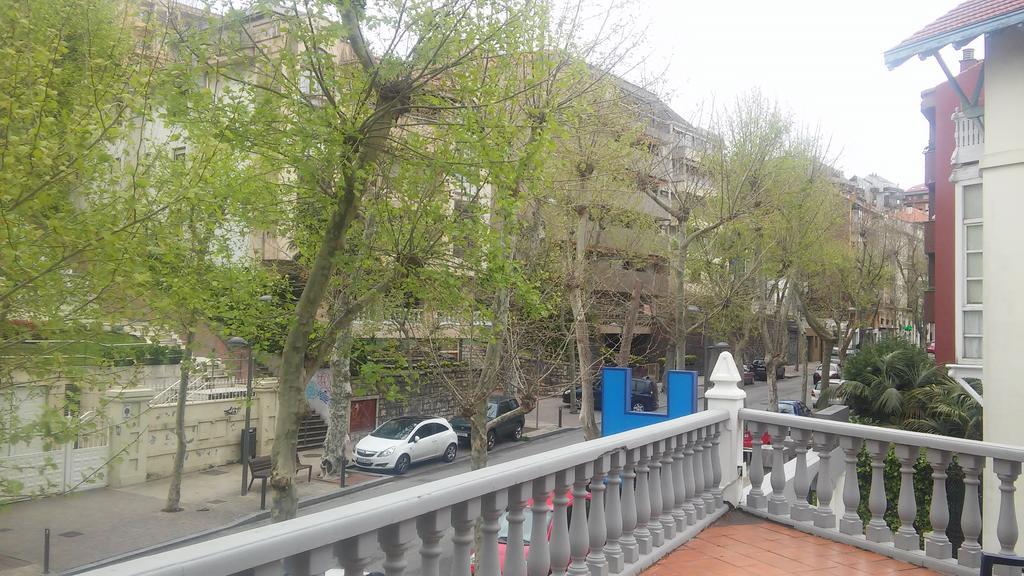 Apartamentos Vintage Menendez Pelayo Santander Buitenkant foto